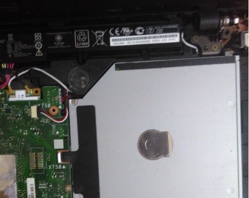 华硕电脑怎么拆？