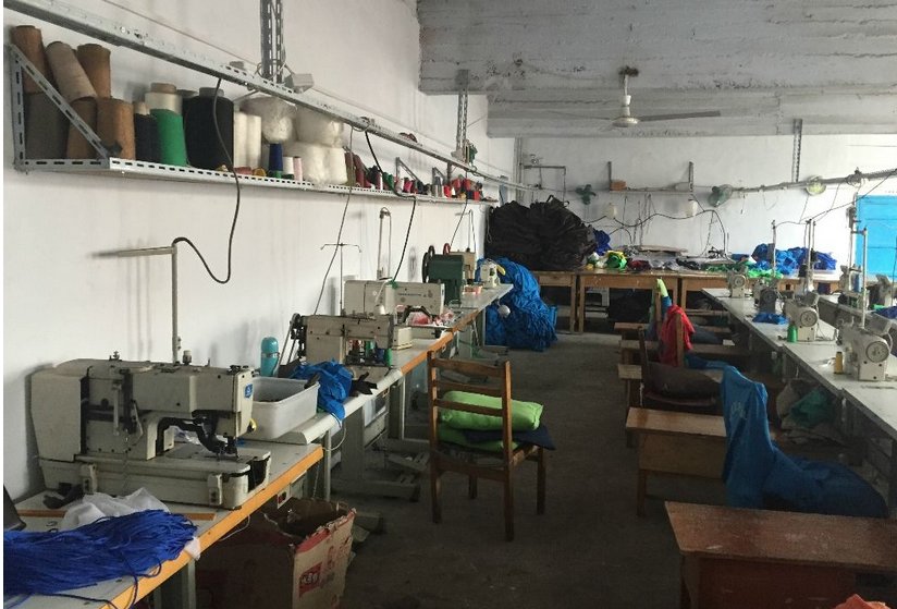 服装厂接连关闭的原因是什么？