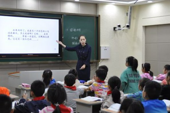 色艺双绝是什么动物生肖