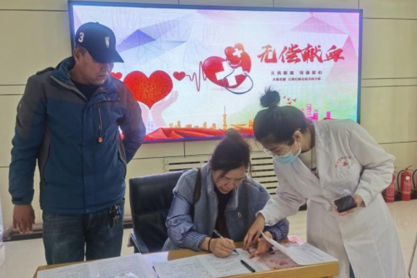 江西九江大叔14年献了110斤血液,这些血液能救多少人?