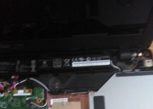 华硕电脑怎么拆？