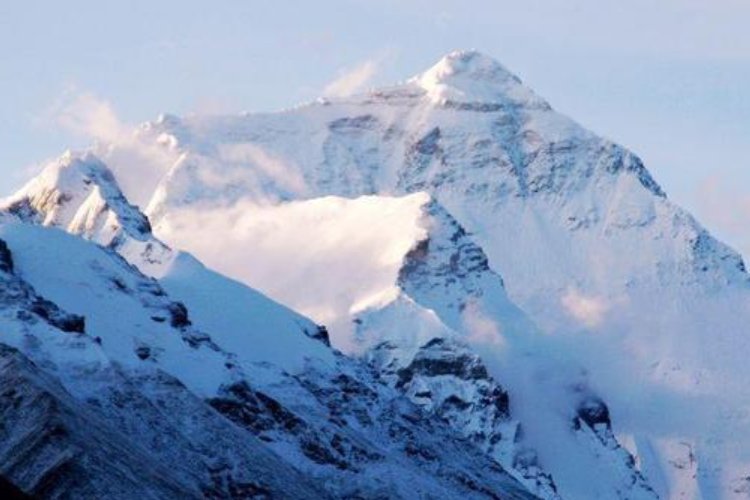 珠穆朗玛峰最新高程为多少米