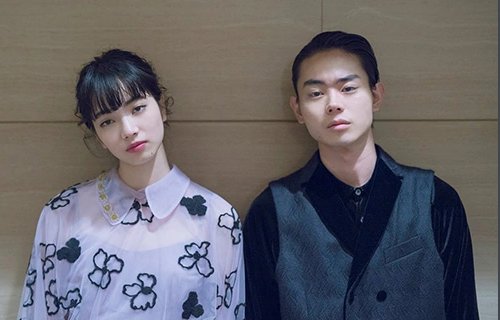 小松菜奈是混血的吗？