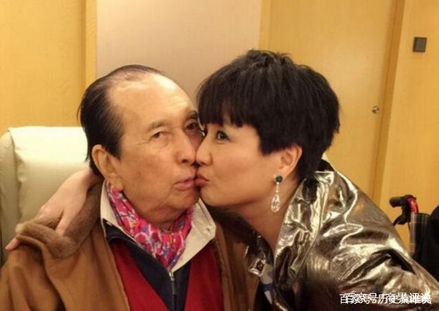 何鸿燊大太太下场如此惨，并非蓝琼缨害的，而是娘家太强势，你怎么看？