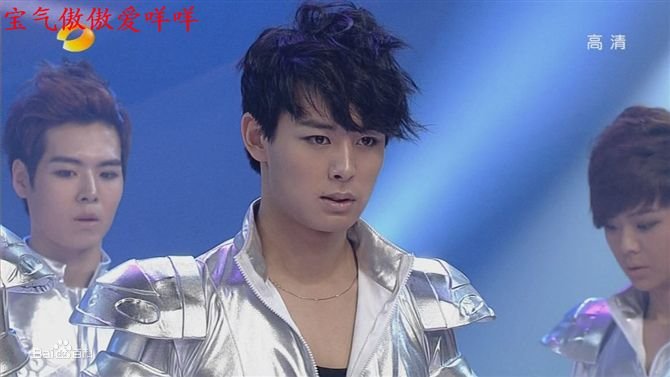 翁鹏飞的基本简介