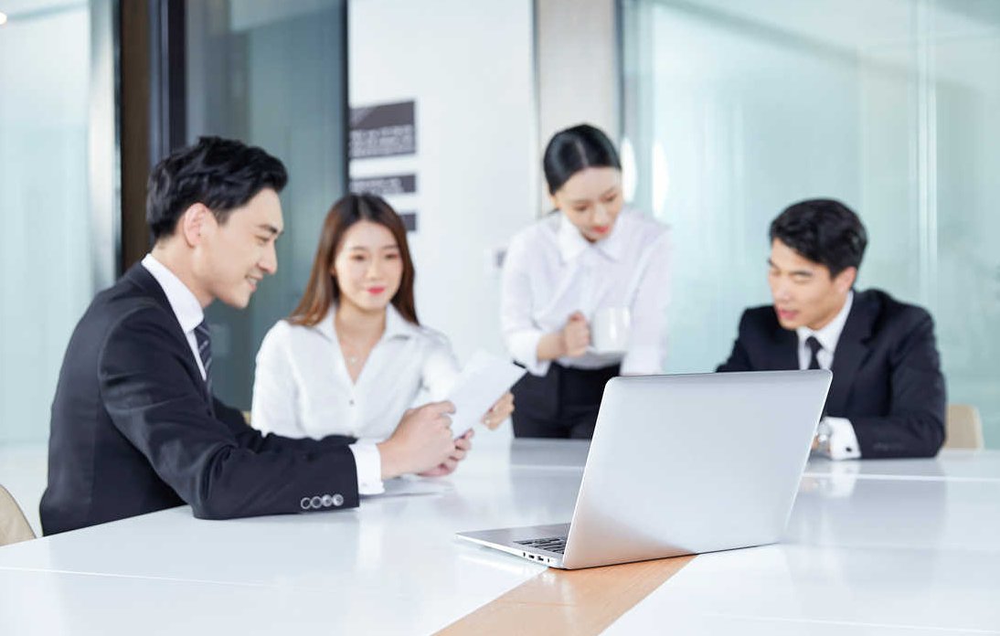 在职场中，领导老是跟我玩心机，我该怎么办？