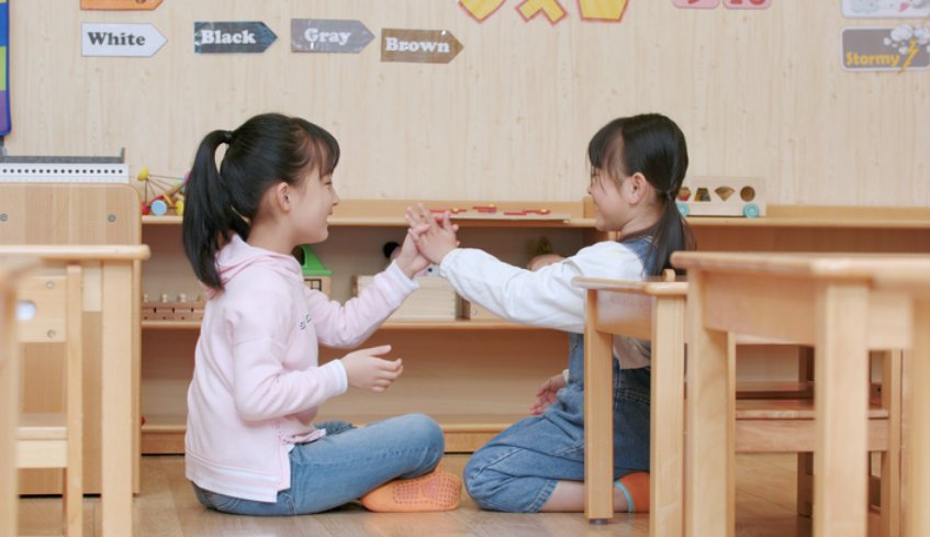 女儿的朋友2中汉字翻译