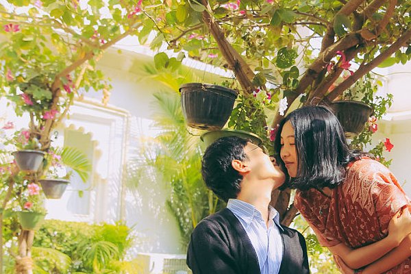 男生第一次接吻是一种什么样的感觉？