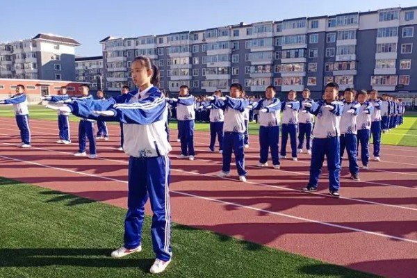 暑假作业太多违法吗