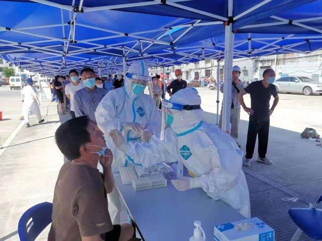 上海一群租房住29人，阳转阴后又再阳，给居民们带来了什么焦虑？