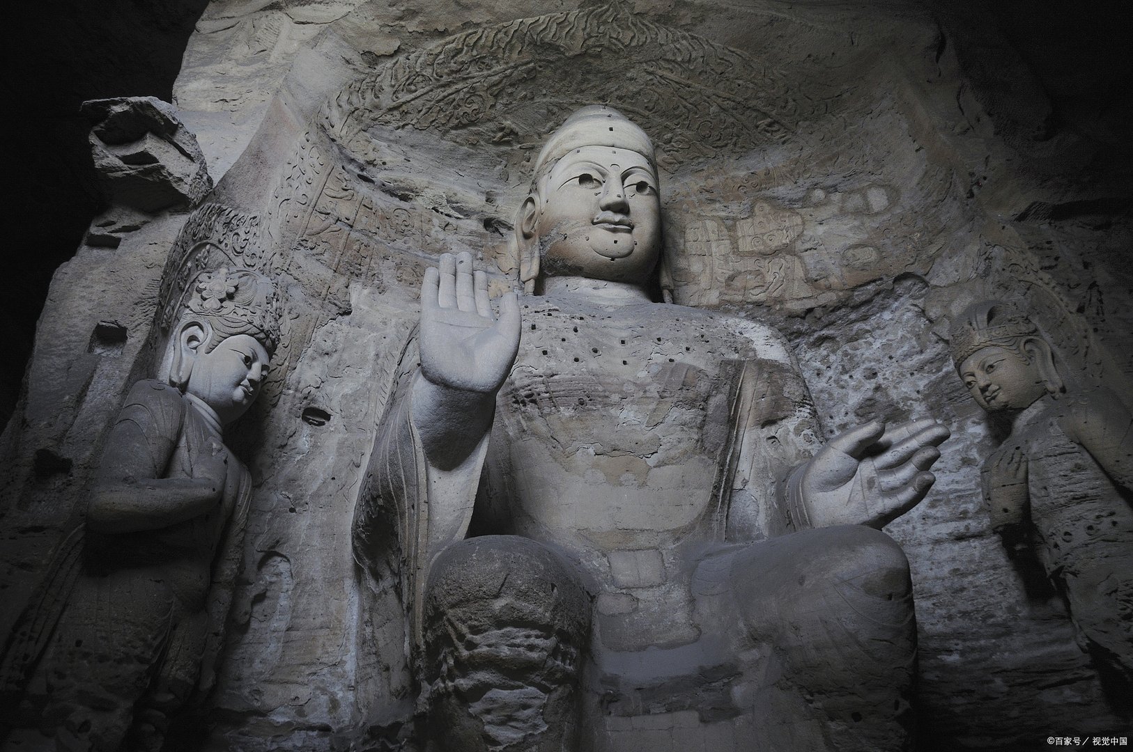 在龙游石窟中发现大量超现代科技的设备，有哪些关于龙游石窟用途的猜想？