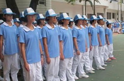 标准的立正，稍息，敬礼，的姿势是怎样的