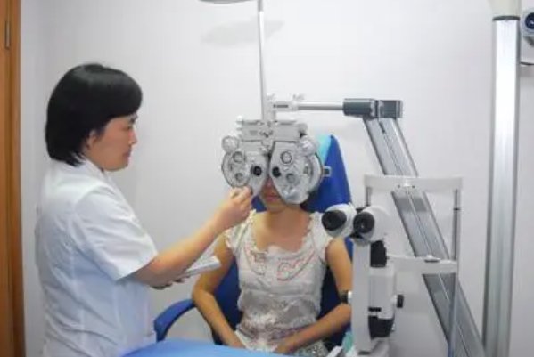 眼视光仪器技术就业前景