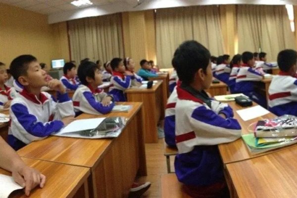 悲彼东山诗下一句