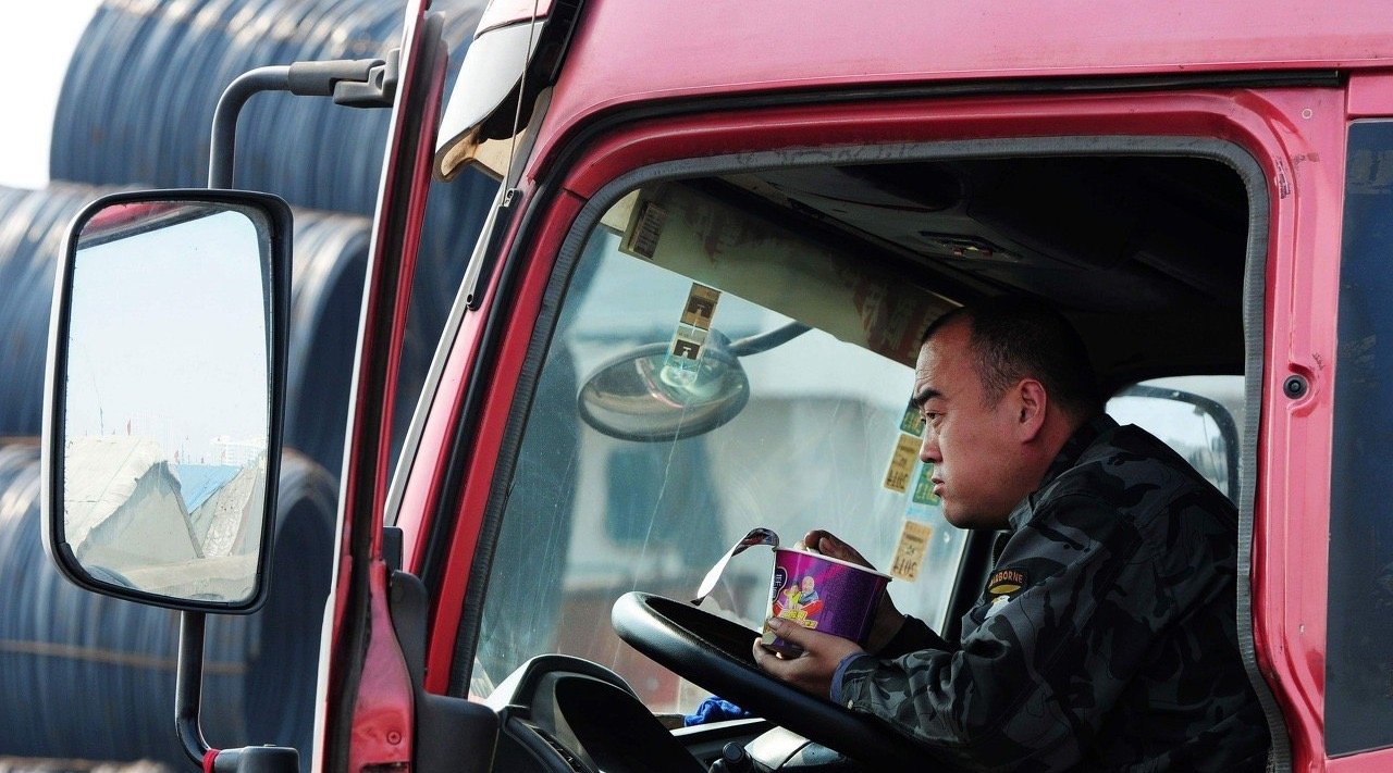 驰援武汉运送蔬菜的大卡车师傅李华去世，他究竟是因何死亡的？