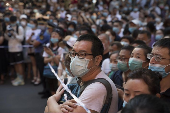 全国近十年高考人数