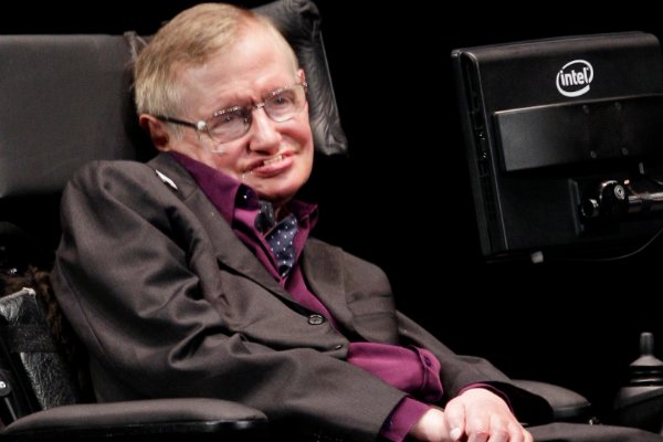 为什么日历上没有2038年，难道霍金说的是真的？