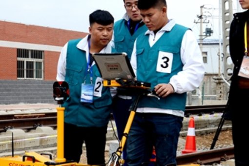 济南铁路职业学院在什么地方?