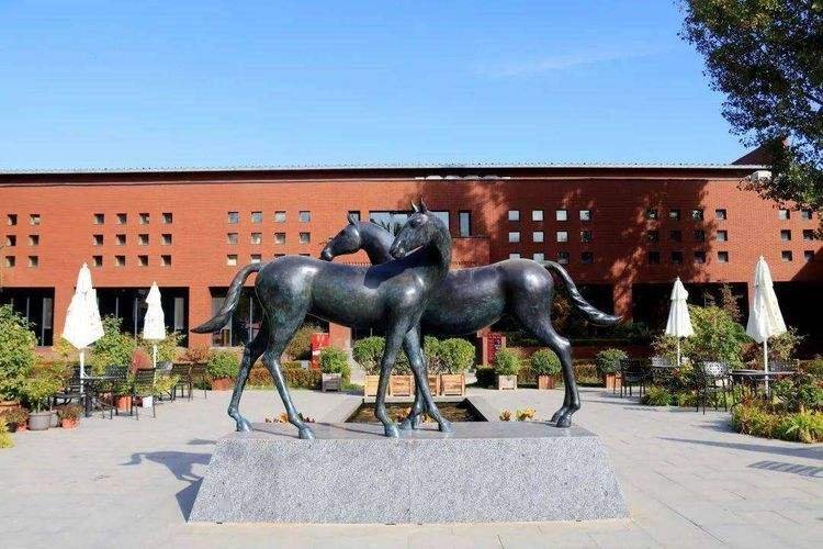 北京开通4.37公里城市马道，此行为传承了哪些文化底蕴？