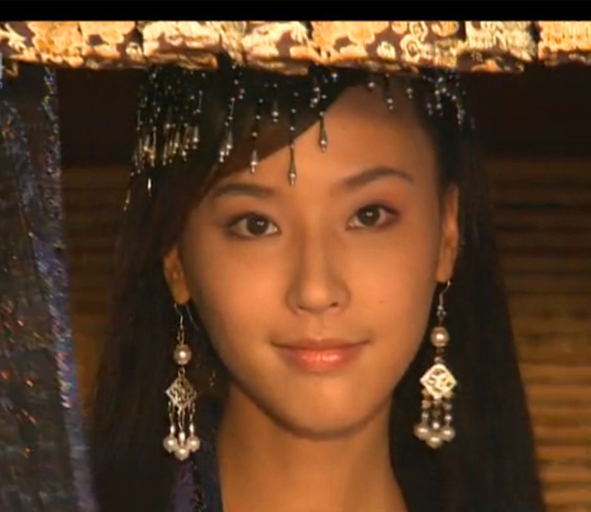 上官丹凤的人物经历