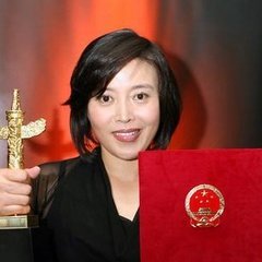 裸婚时代是哪个演的