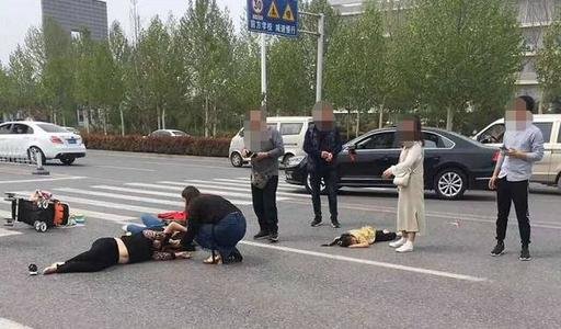 河南焦作一中学门口发生车祸多人受伤，事故原因调查清楚了吗？