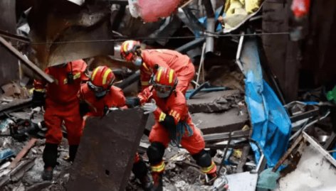 重庆爆炸致16死，现场散落2米巨石，导致爆炸事故的原因是什么