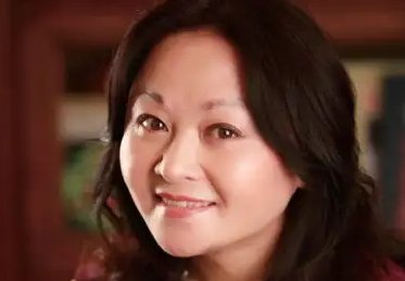 教育局要下架《淘气包马小跳》，作者杨红樱正面硬刚，你站在哪一边？