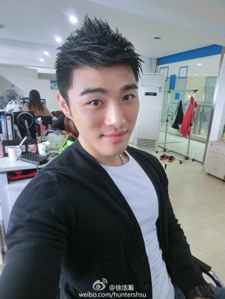 这个是谁有照片，谁还有他的照片发给我