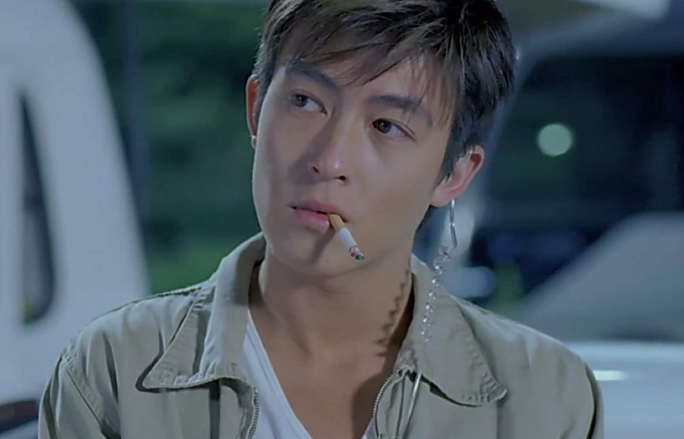 陈冠希的英文名EDISON怎么读？知道的用中文打出来，谢了！！！