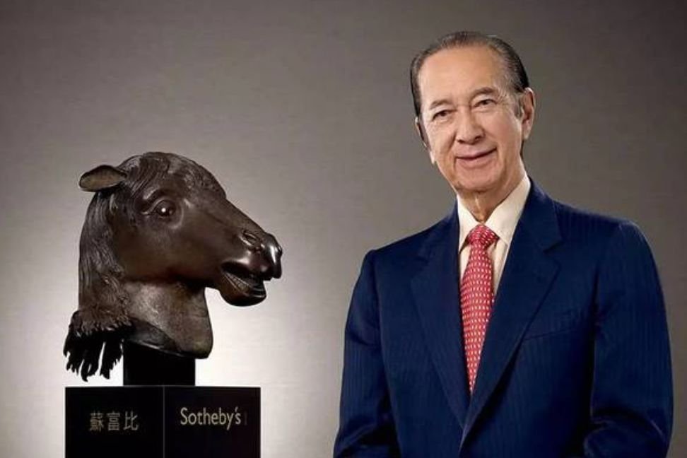 香港赌王何鸿燊怎么读？