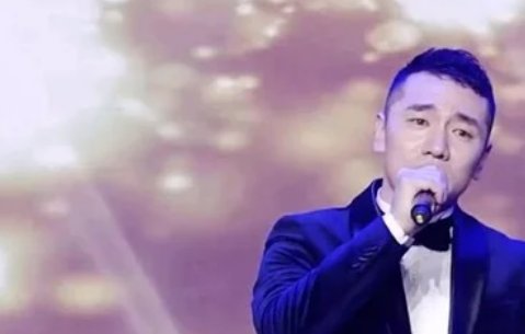 举高高是什么歌？