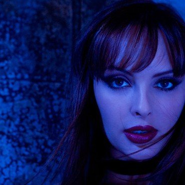 谢拉·贝尔夏的介绍