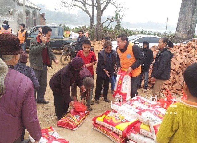 雷州人网的群体分析