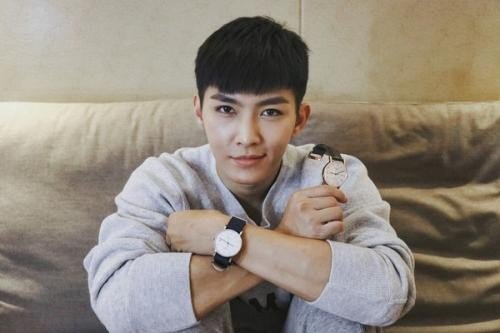 炎亚纶是不是双性恋