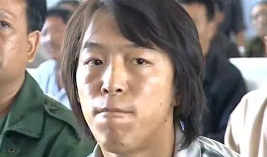 黄渤的第一部电影《上车走吧》蕴含着哪些深刻的寓意？