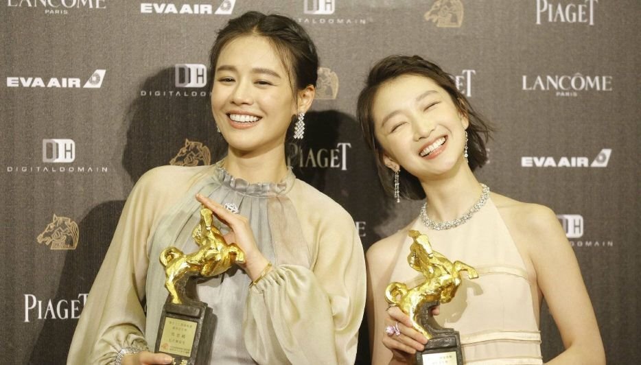 马思纯回应周冬雨不带她玩，马思纯和周冬雨为何日渐走远？