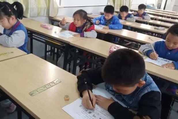 恐怖组词最少5个字词