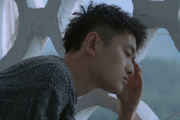 男友喜欢吃头发，劝说了也不听我该怎么办？