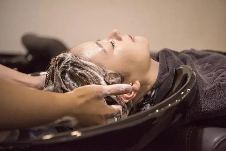 初二洗头有什么讲究