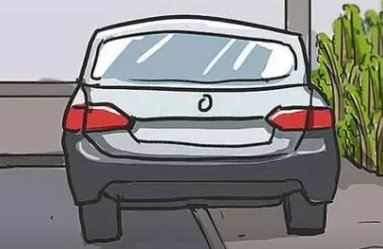 车子从街沿到下来为什么地盘会撞到街沿