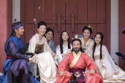 《自鸣鼓》的现实意义是什么？