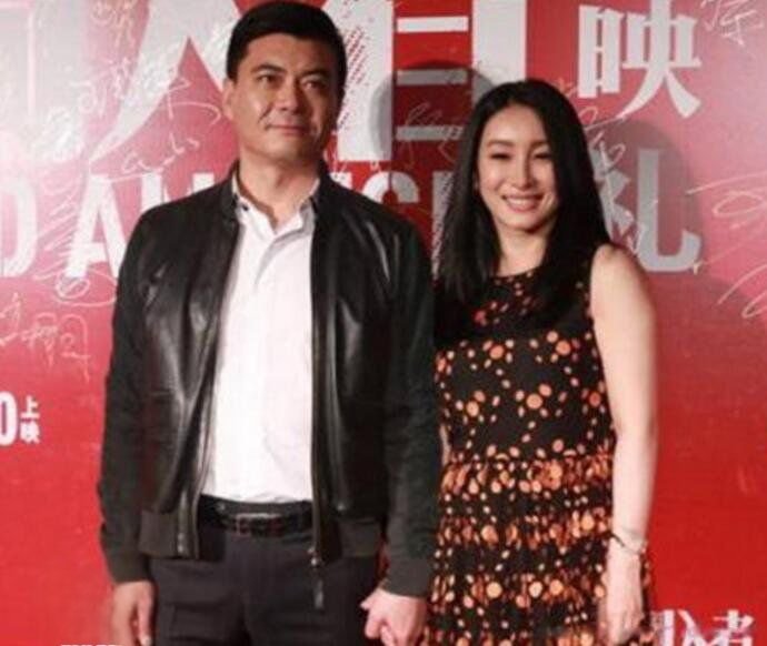 秦海璐第一任老公是谁 恋情方面有几段感情经历