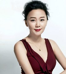 裸婚时代是哪个演的