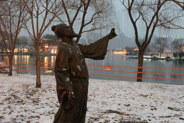 杜甫是李白交心的好友，为何李白对待杜甫的态度却让人寒心？