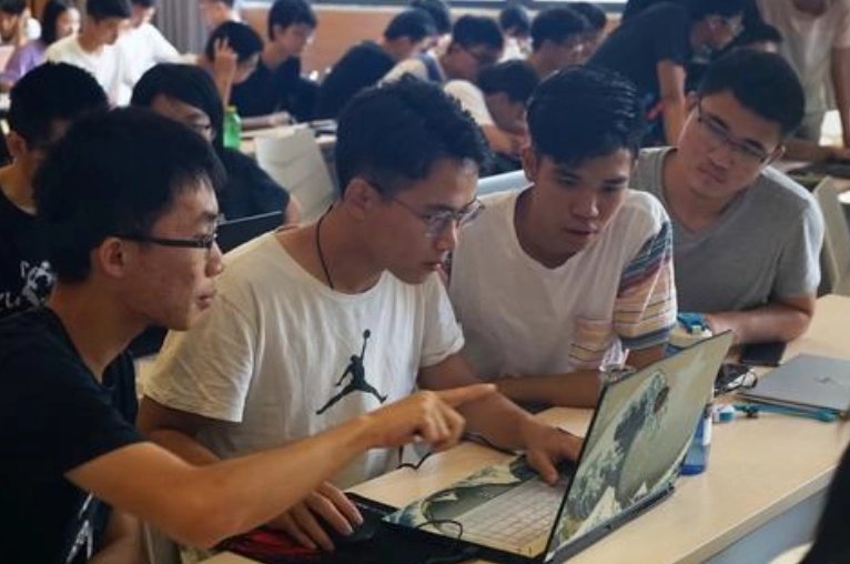 14岁男孩高考上985大学，是真的吗？