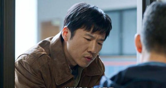 狂飙警察里的内鬼是谁