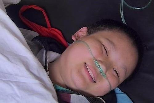 13岁王建新的腿怎么样了？