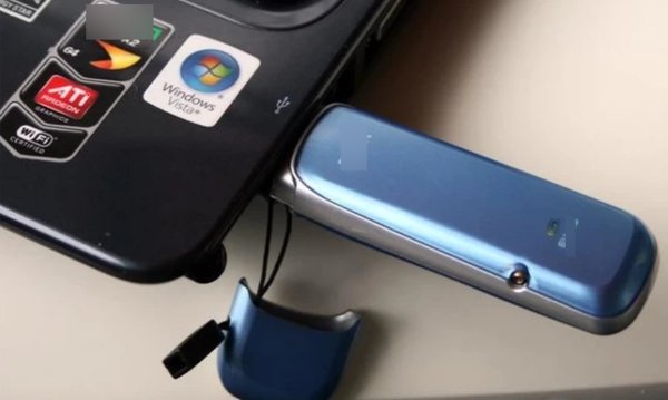 笔记本无线上网卡怎么用？