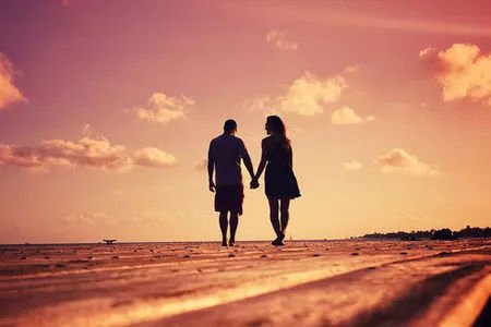 一个男人深爱着一个女人的话,会有哪些表现?